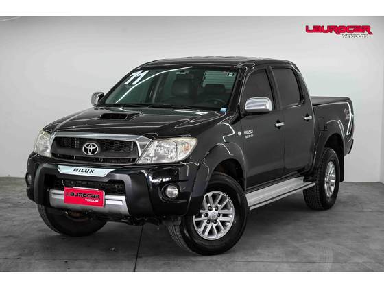 TOYOTA HILUX 3.0 SRV 4X4 CD 16V TURBO INTERCOOLER DIESEL 4P AUTOMÁTICO TOYOTA HILUX 3.0 SRV 4X4 CD 16V TURBO INTERCOOLER DIESEL 4P AUTOMÁTICO